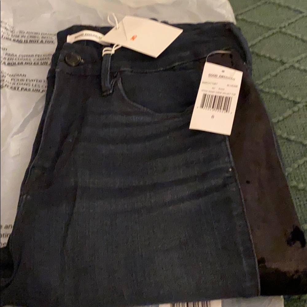 Good American- NWT- size 8/29 good waist crop $50